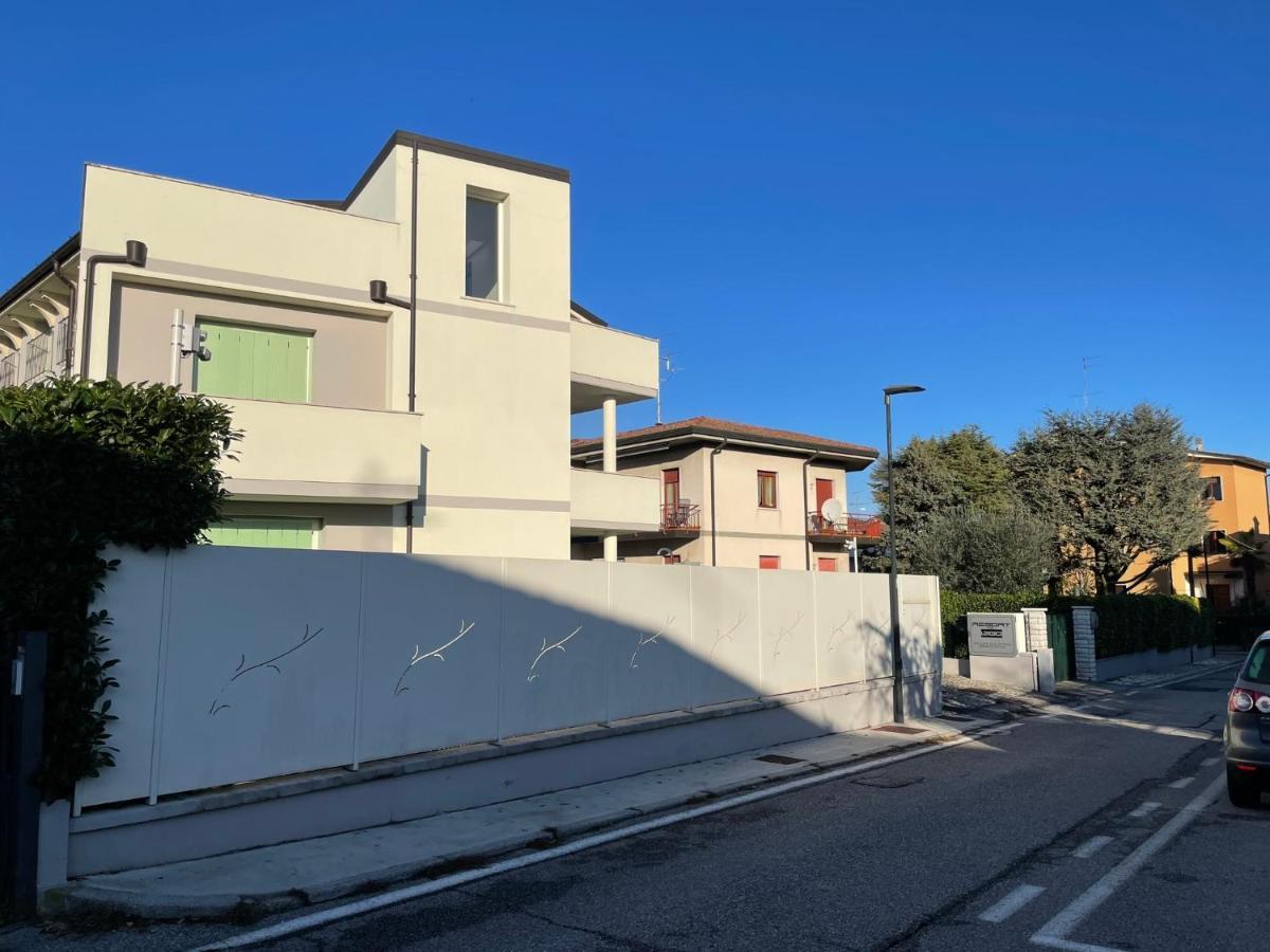 Residence Del Lago Desenzano del Garda Exterior foto